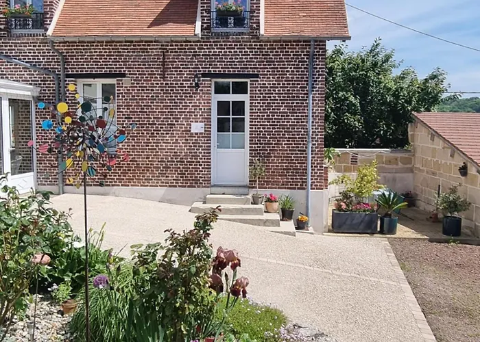 Studio-terrasse indépendants Entrée autonome Proche Compiègne A1